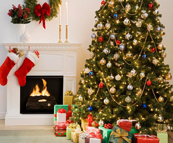 christmas-tree-decorations-decorative-living
