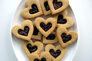 Almond Linzer Cookie Hearts