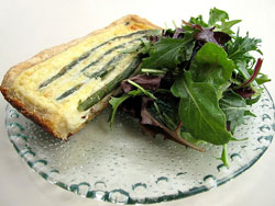 asparagusquiche2.jpg