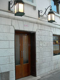 harrysbar.jpg