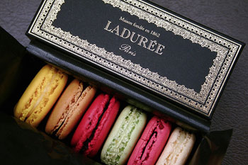 laduree-macaroons.jpg laduree-macaroons.jpg