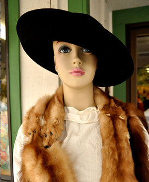 mannequin.jpg
