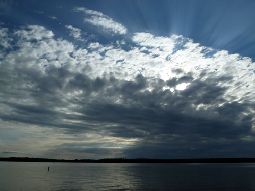 Aroundlake05