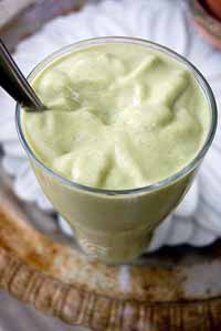 avocadosmoothie.jpg avocadosmoothie.jpg