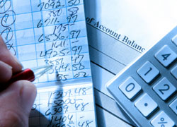 balancing-a-checkbook-paying-bills.jpg
