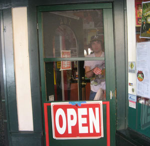 darbyscafe3.jpg