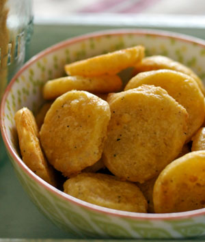 crackers.mac.cheese.jpg