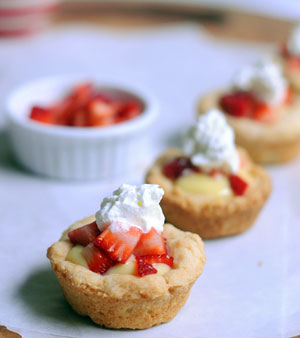 tart.strawshort.cup_.1sm.jpg