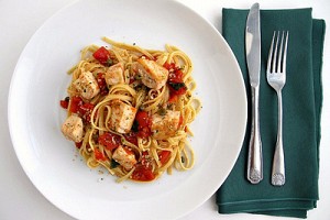 Linguine with Swordfish in Quick Tomato Sauce