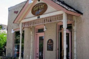 Main Street Bakery & Cafe