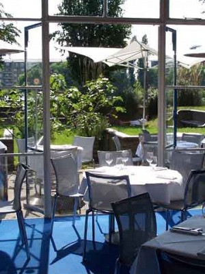River_cafe4